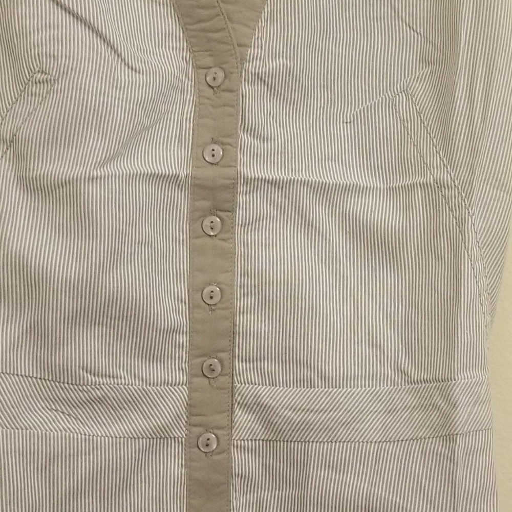 Mollo Reud Basic Tee - Picture 2 of 4
